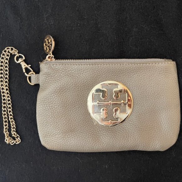 Tory Burch Gray/Taupe Metallic Leather Wristlet Wallet Pouch Detachable Chain - Picture 1 of 3